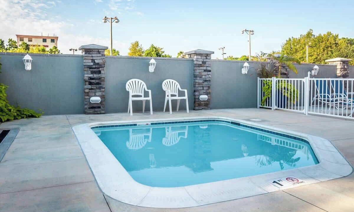 Photo of Outdoor in Caine Woods