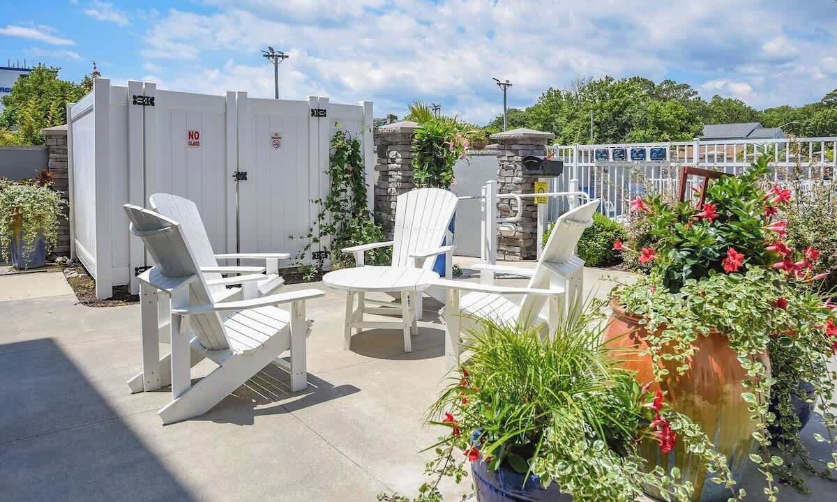 Photo of Patio Balcony in Caine Woods