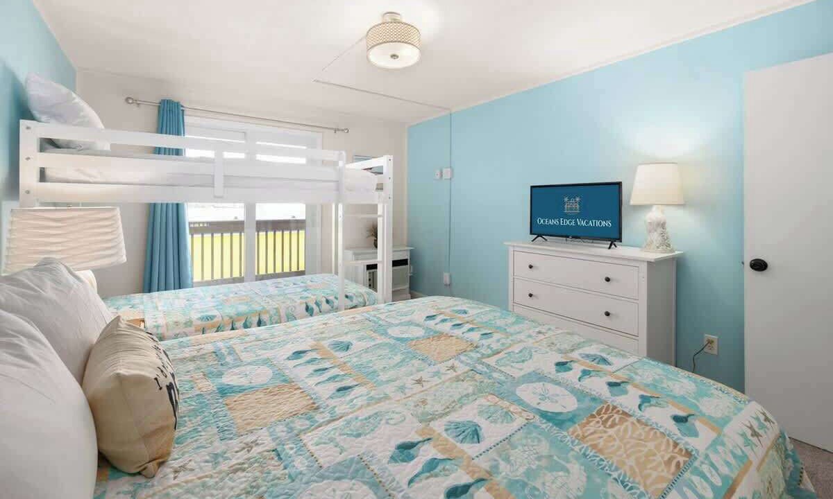 Photo of Bedroom in Caine Woods