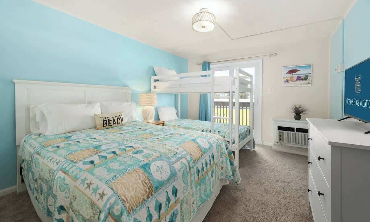 Photo of Bedroom in Caine Woods