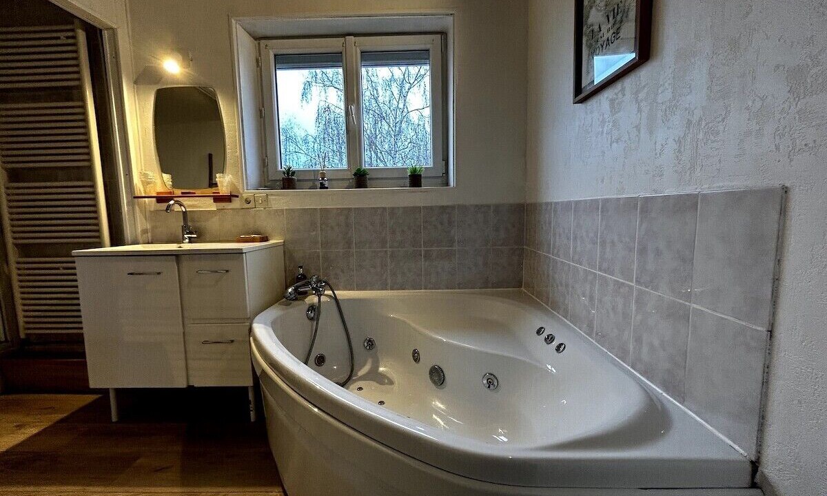 Photo of Bathroom in Cernay