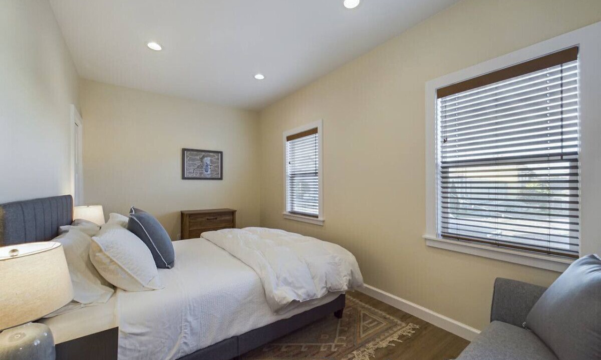Photo of Bedroom in Arcata