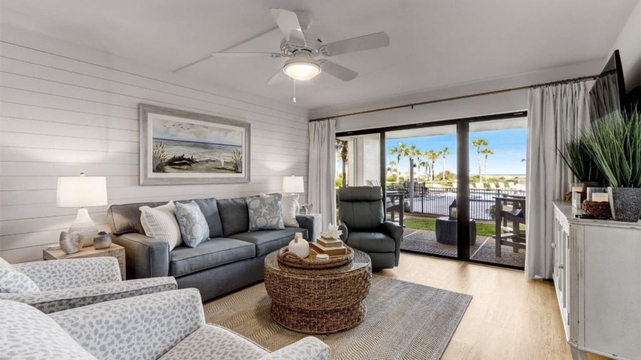 Photo of Livingroom in Amelia City