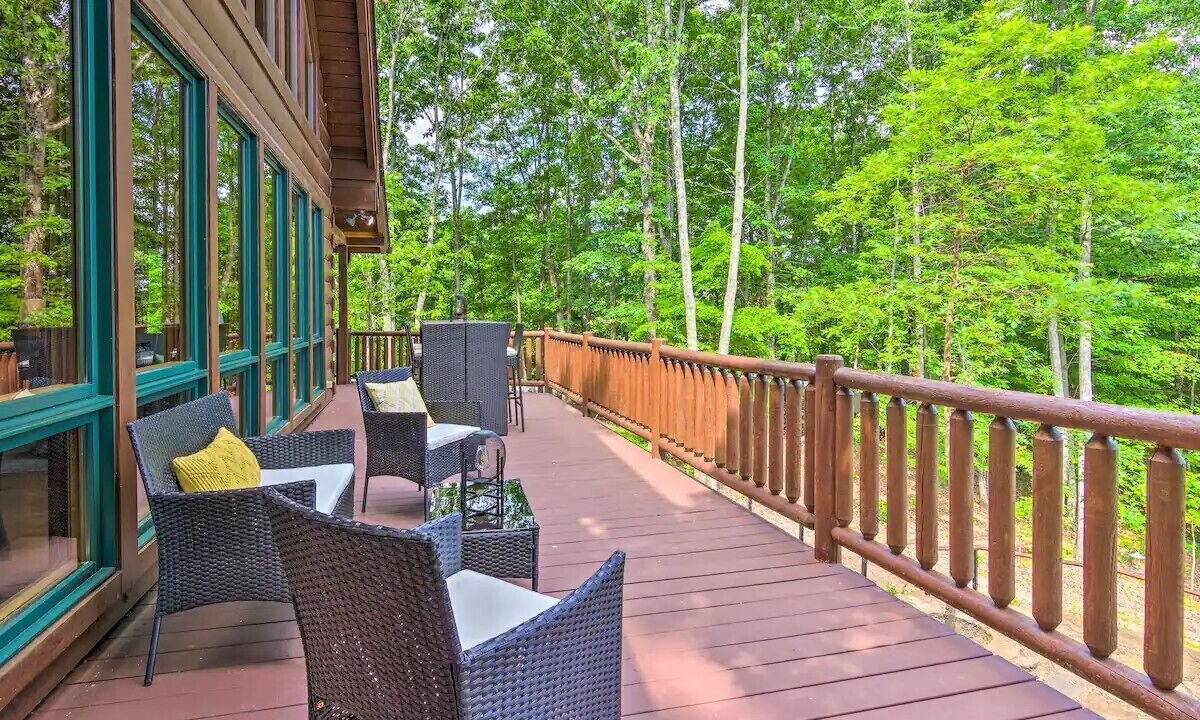 Photo of Patio Balcony in Vein Mountain