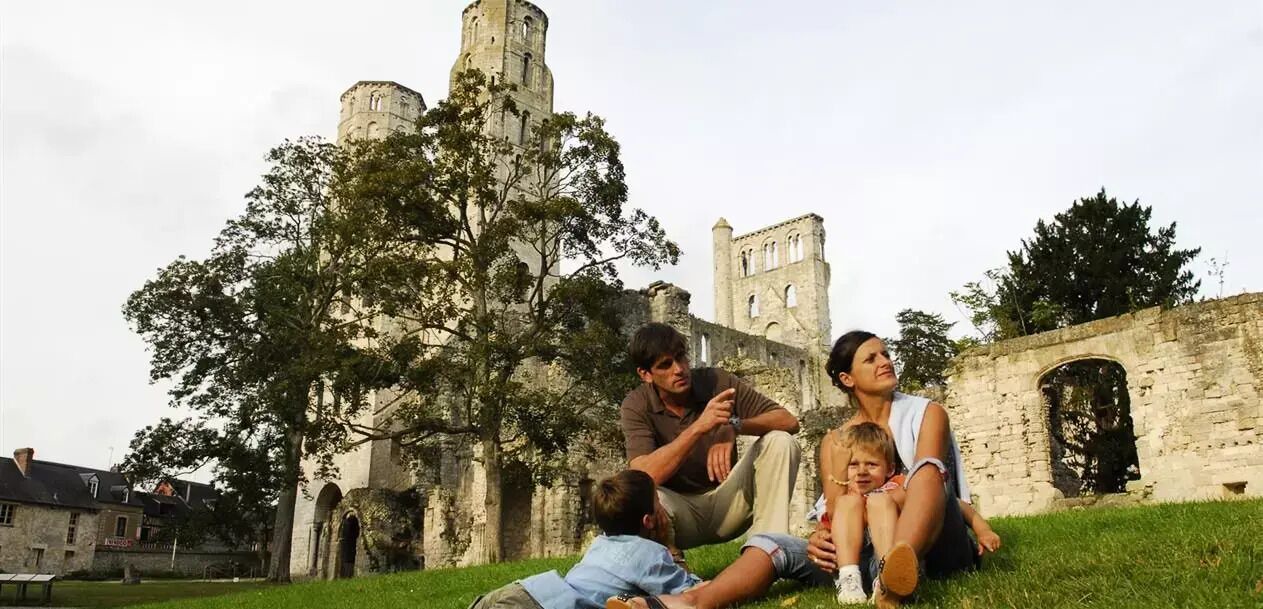 Photo of Others in Jumieges