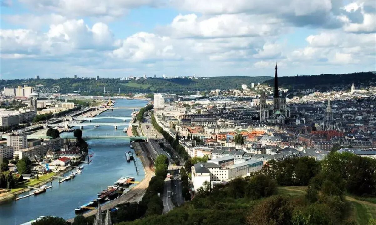 Photo of Others in Jumieges