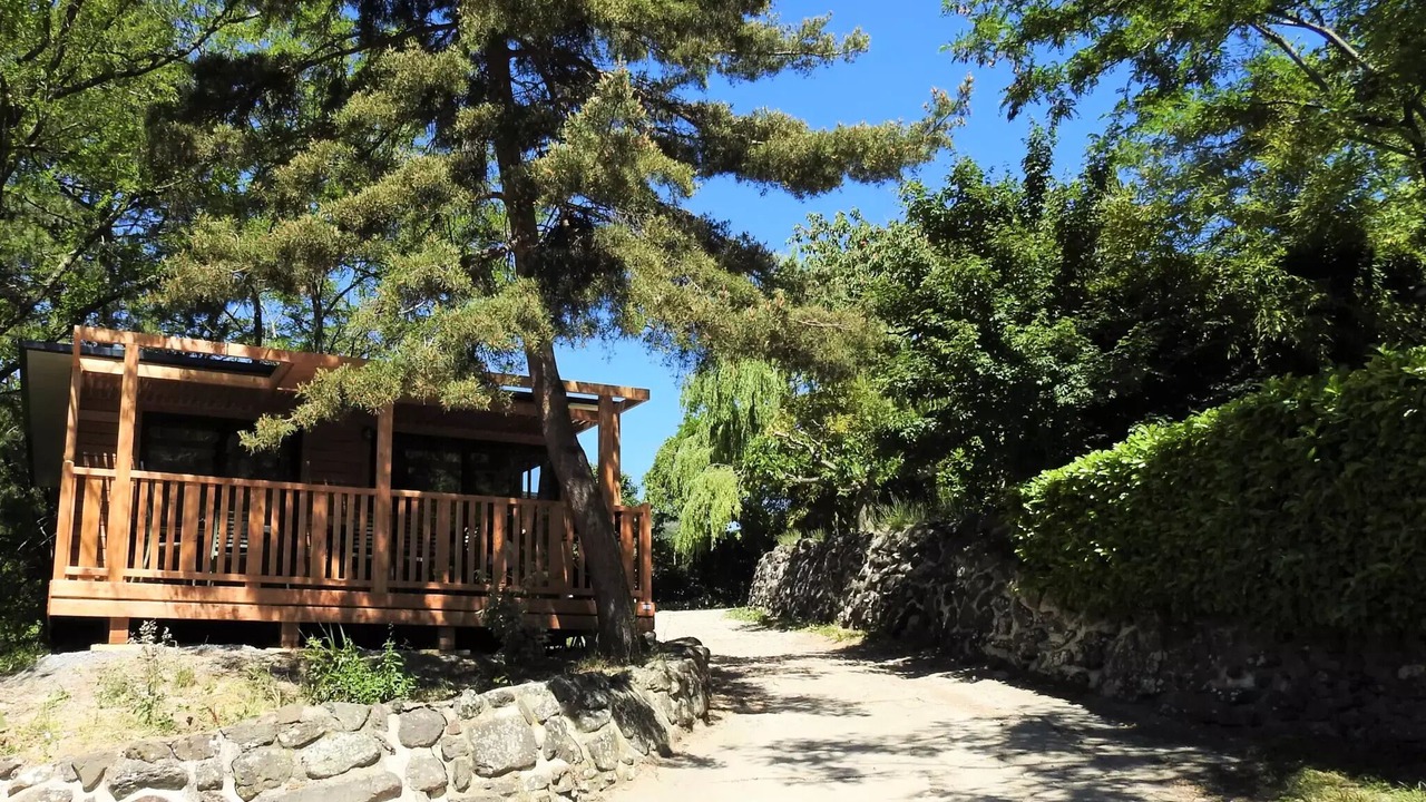 Photo of Outdoor in Darbres