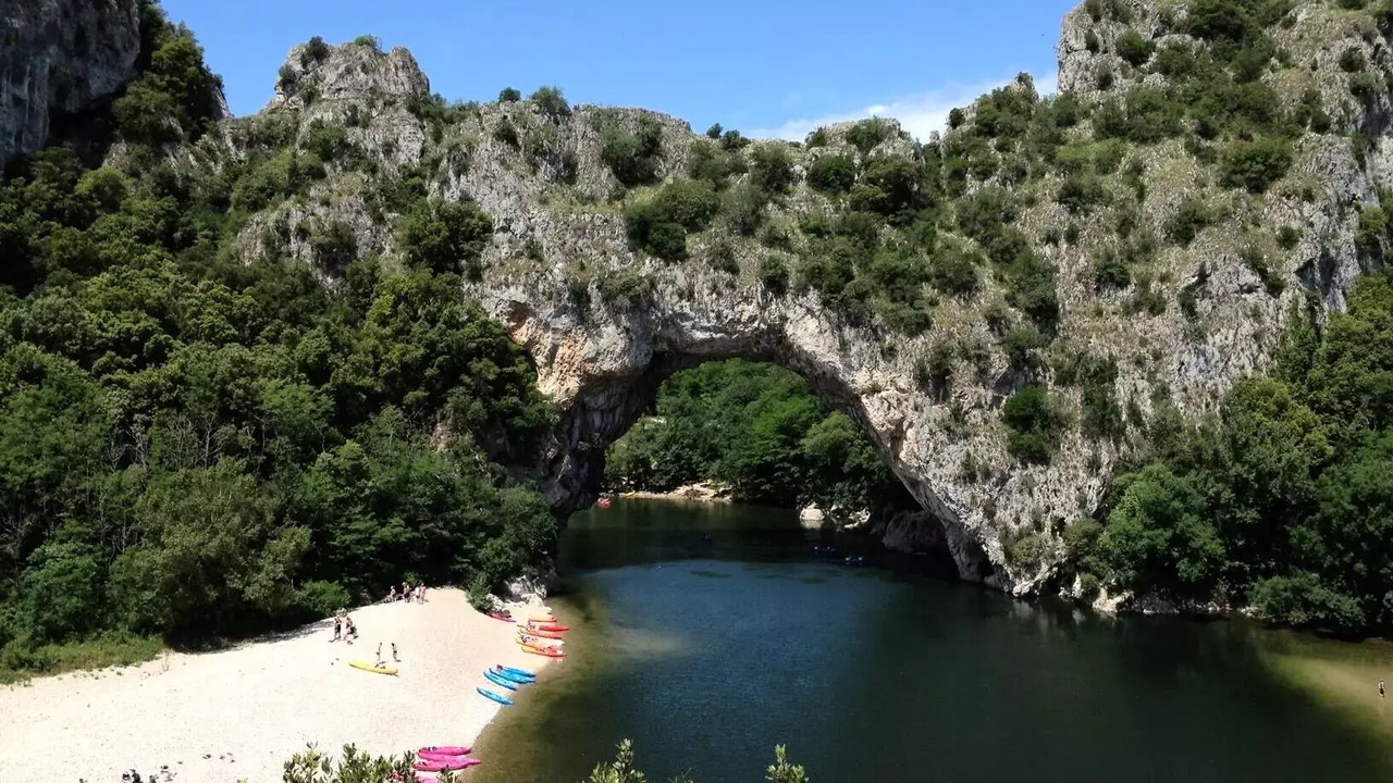 Photo of Others in Darbres