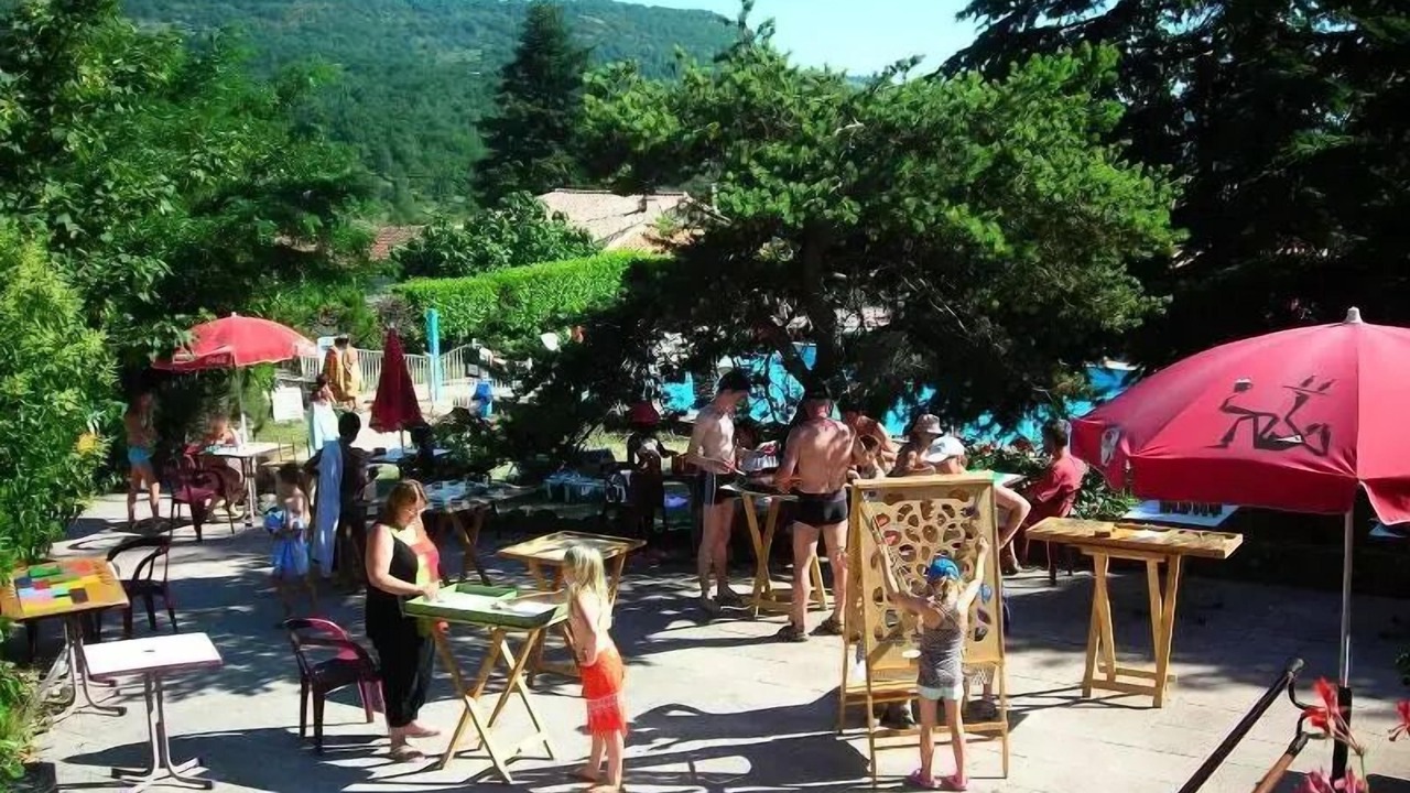 Photo of Outdoor in Darbres