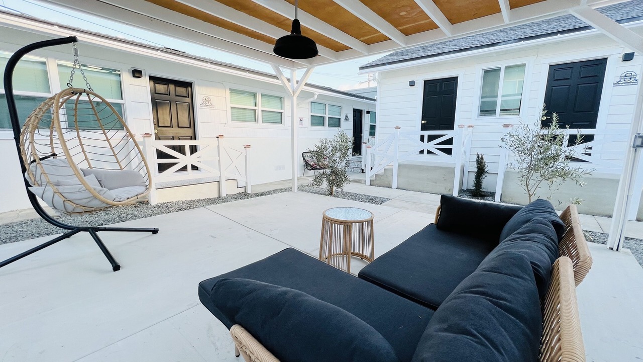 Photo of Patio Balcony in Corridor