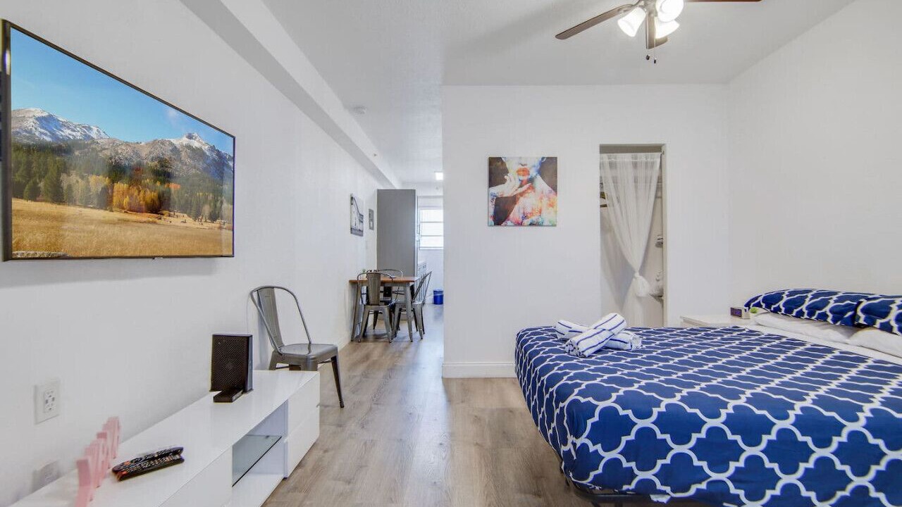 Photo of Bedroom in South Beach