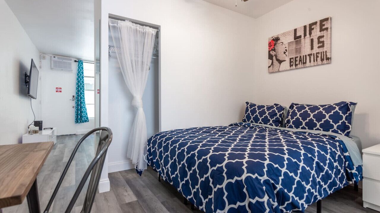 Photo of Bedroom in South Beach