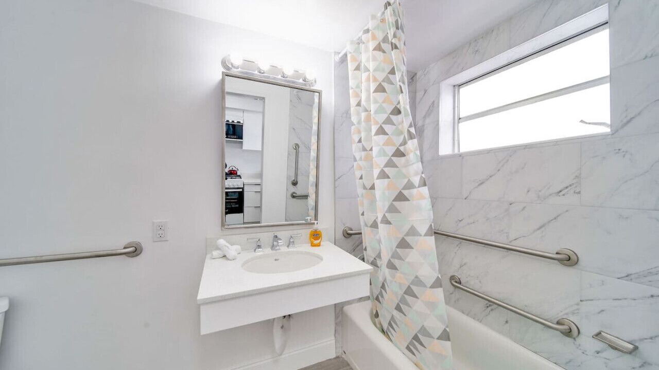 Photo of Bathroom in South Beach