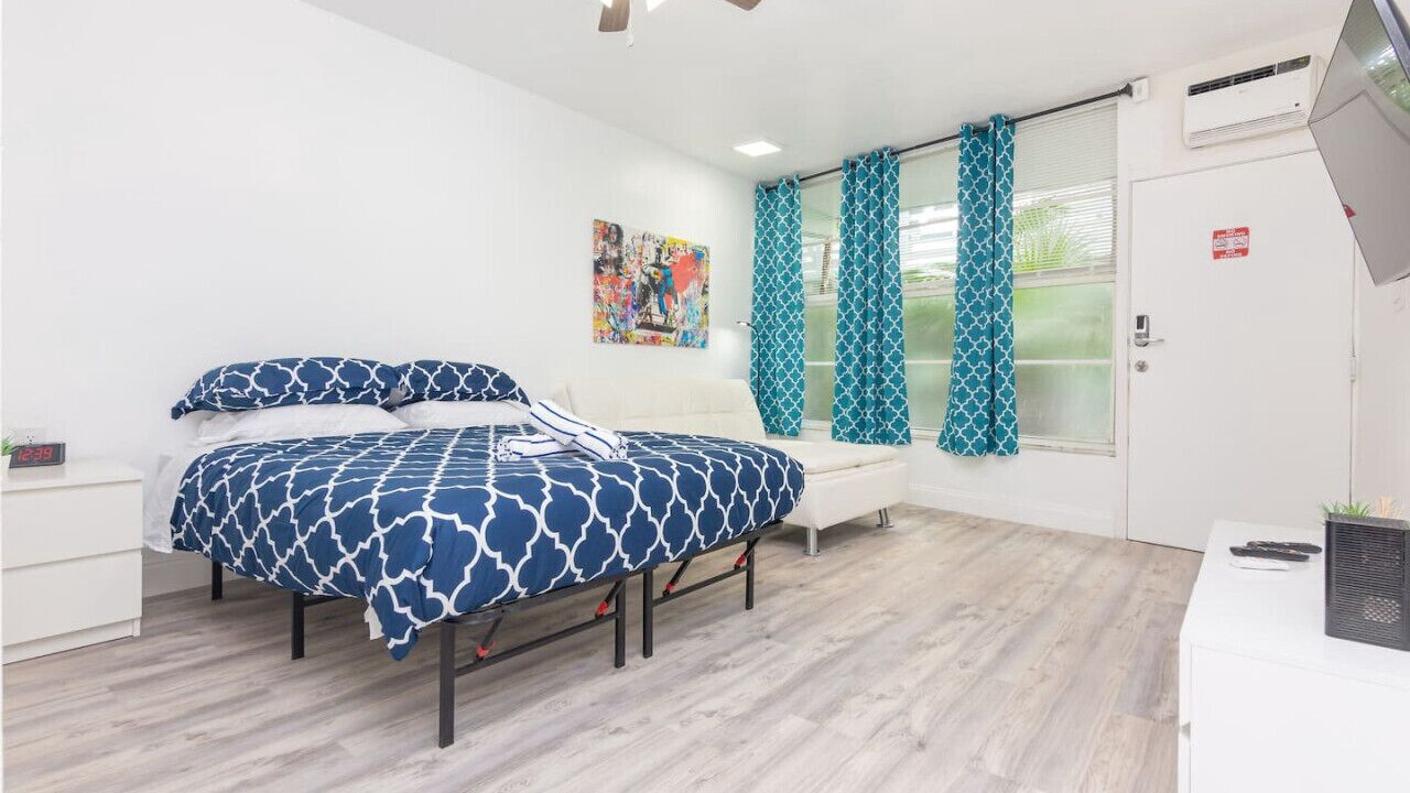 Photo of Bedroom in South Beach