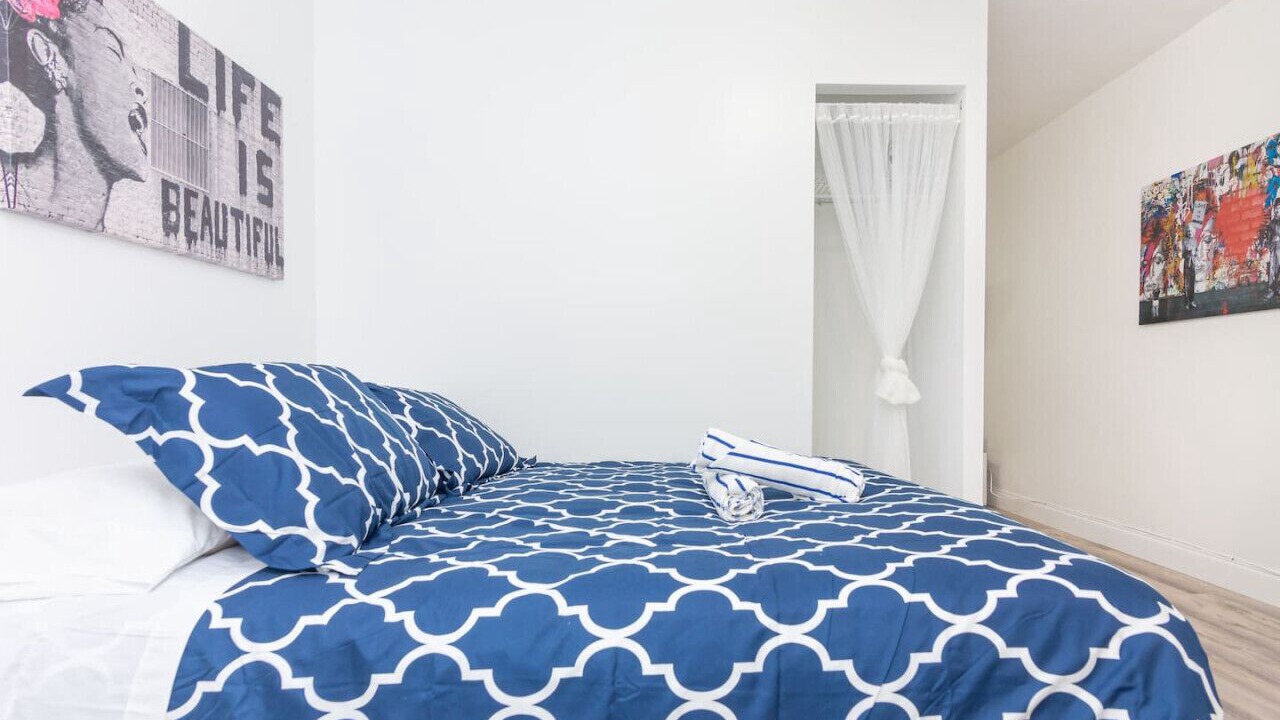 Photo of Bedroom in South Beach