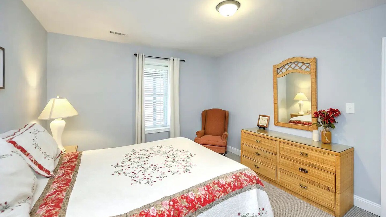 Photo of Bedroom in Haywood