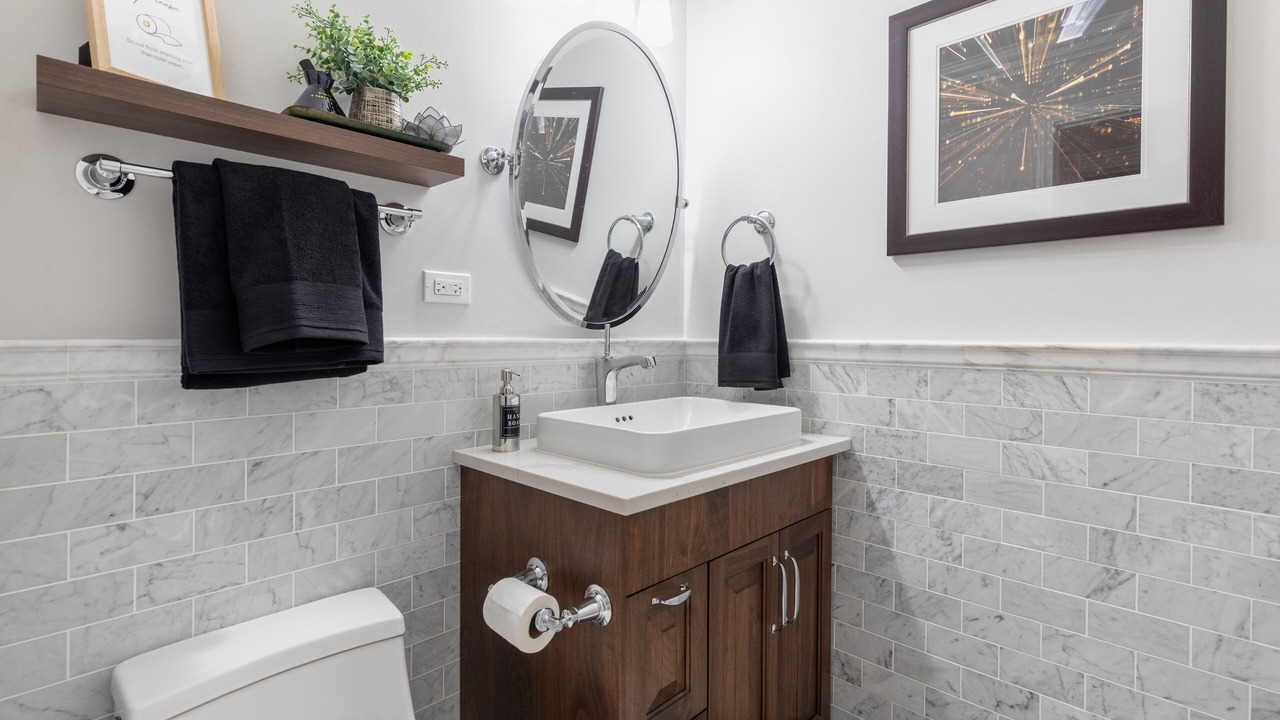 Photo of Bathroom in Near North Side