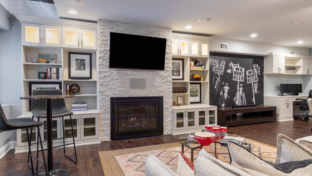 Photo of Livingroom in Near North Side