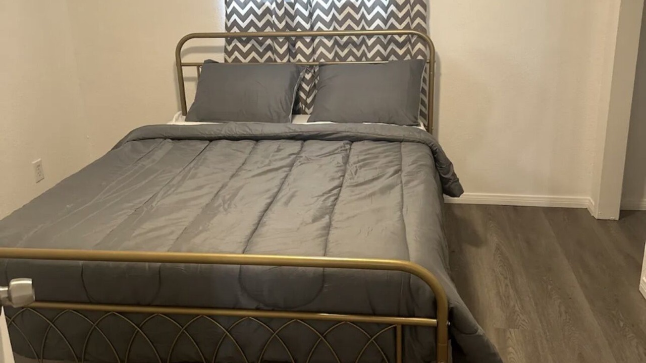 Photo of Bedroom in Ridgecrest