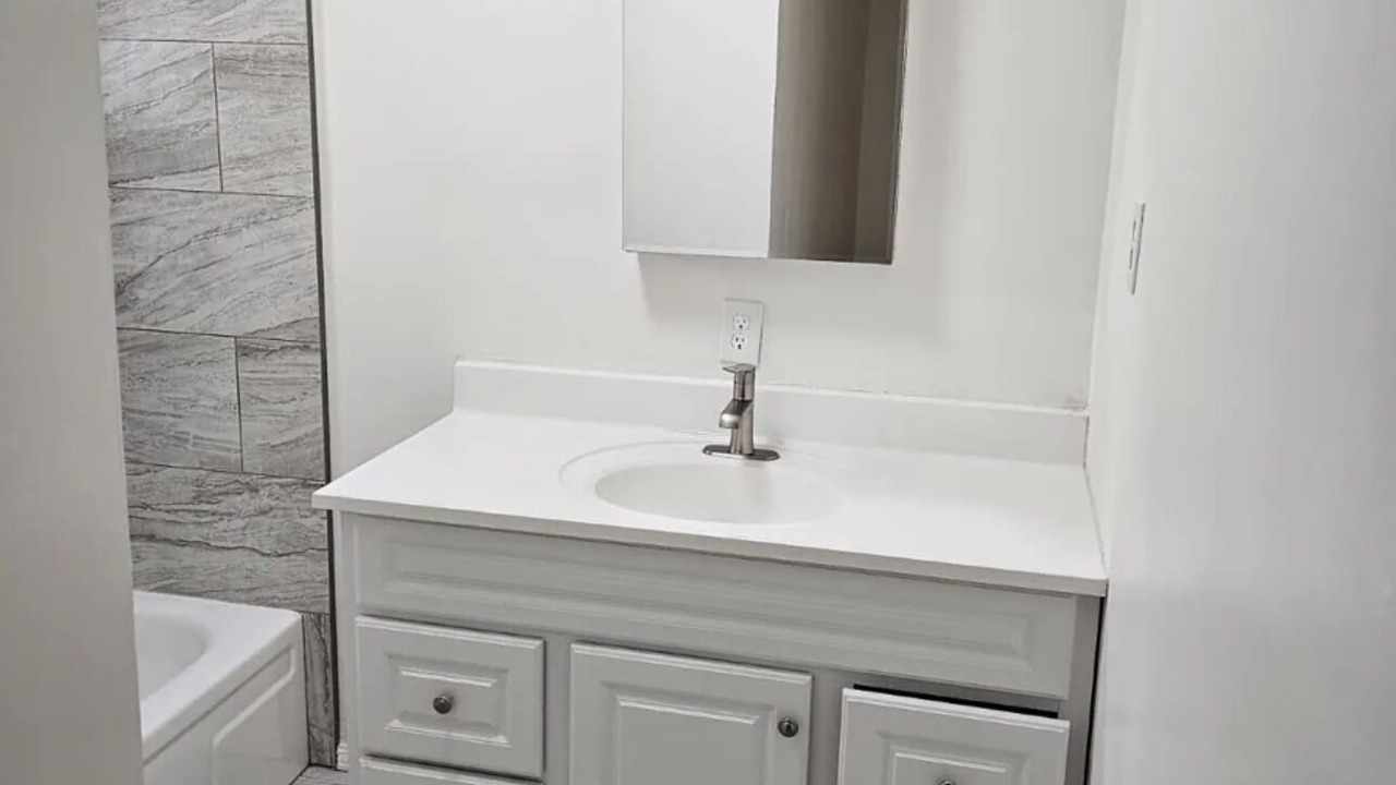 Photo of Bathroom in Ridgecrest