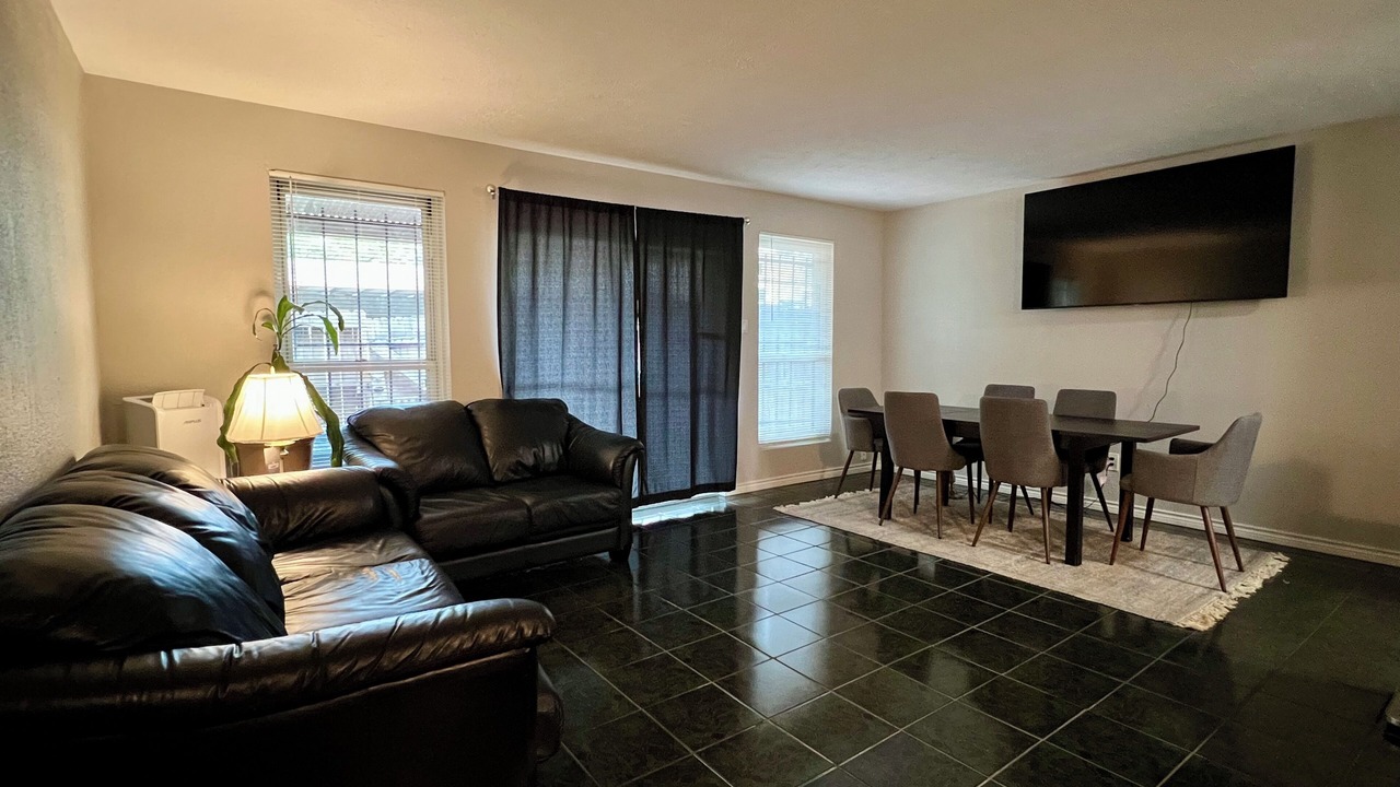 Photo of Livingroom in Houston