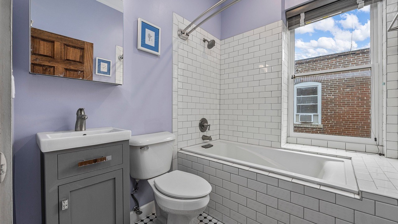Photo of Bathroom in Benton Park
