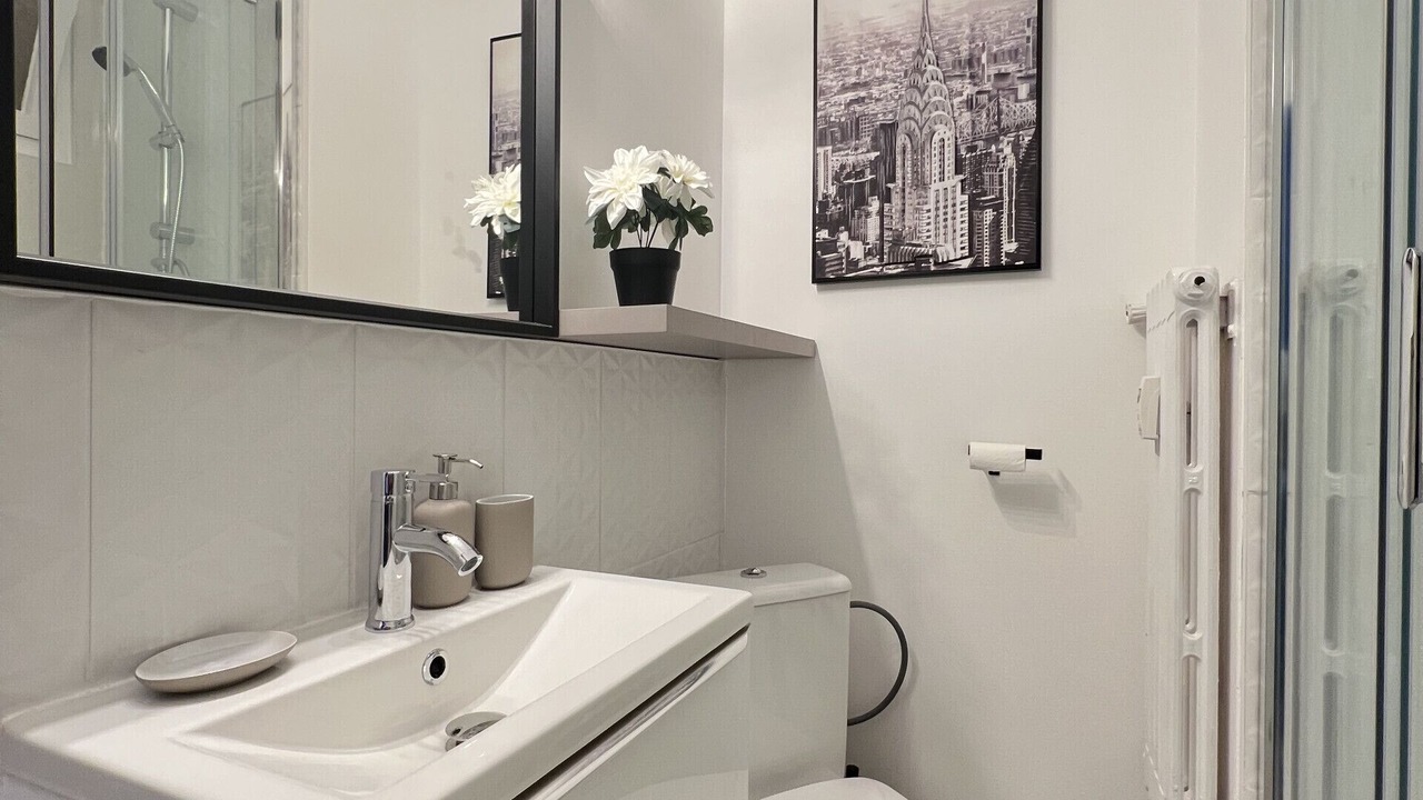 Photo of Bathroom in Fontaine-Bayonne-Cartoucherie
