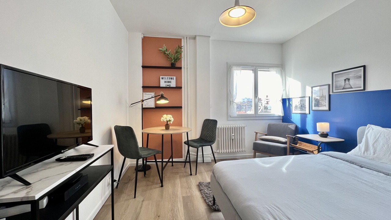 Photo of Bedroom in Fontaine-Bayonne-Cartoucherie