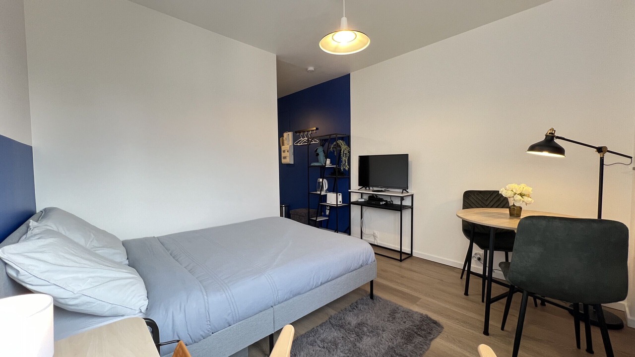 Photo of Bedroom in Fontaine-Bayonne-Cartoucherie