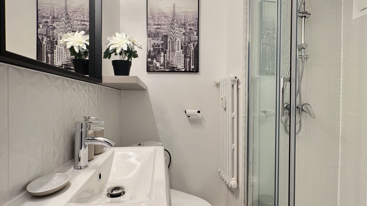 Photo of Bathroom in Fontaine-Bayonne-Cartoucherie