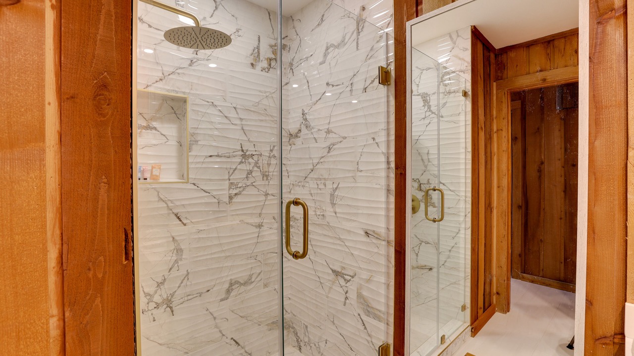 Photo of Bathroom in Brookshire