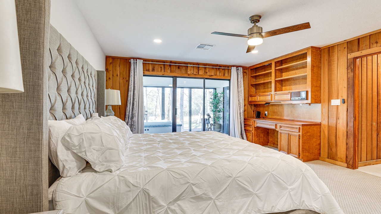 Photo of Bedroom in Brookshire