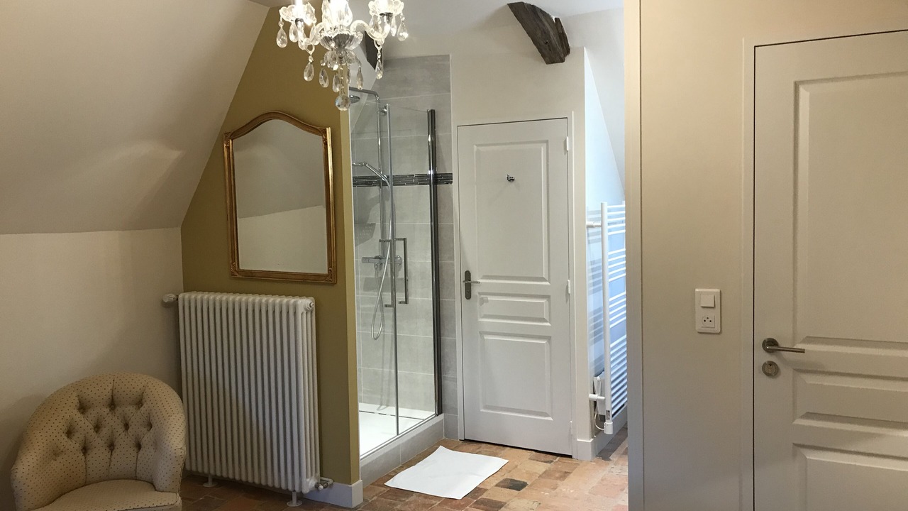 Photo of Bathroom in Jarze