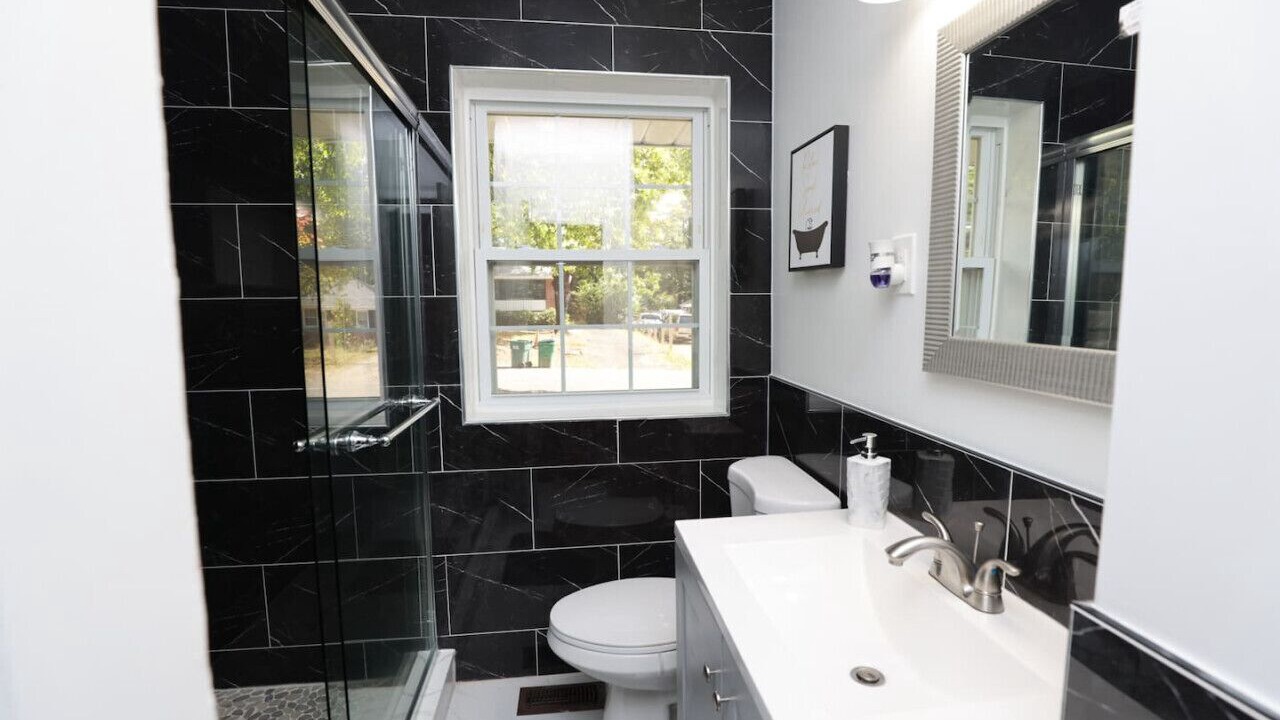 Photo of Bathroom in Dumbarton