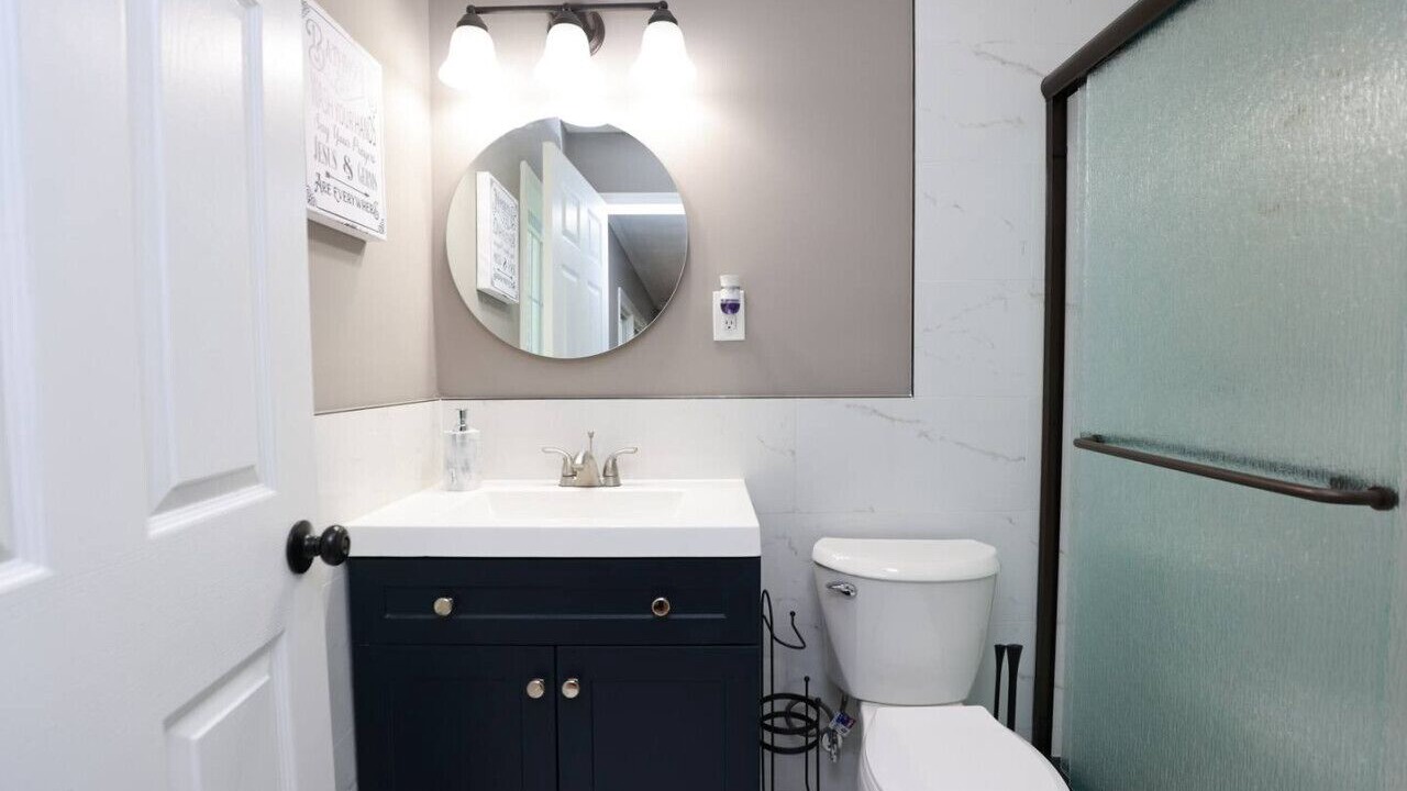 Photo of Bathroom in Dumbarton
