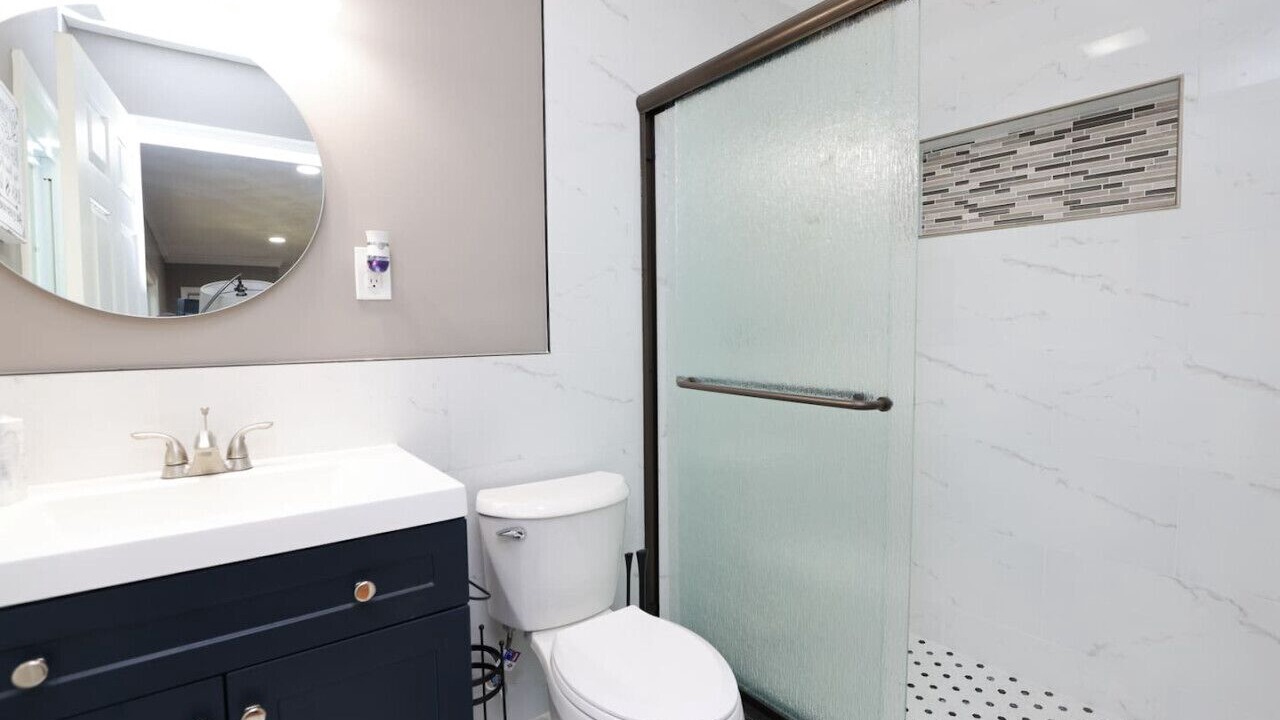 Photo of Bathroom in Dumbarton
