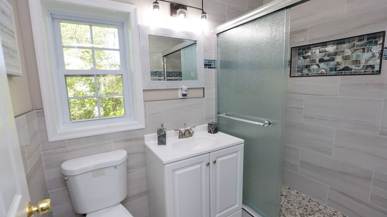 Photo of Bathroom in Dumbarton
