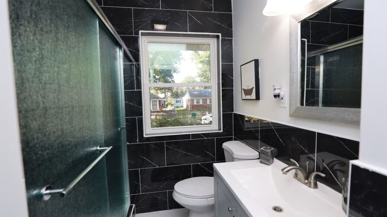 Photo of Bathroom in Dumbarton