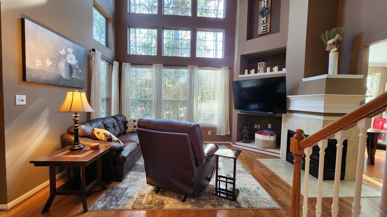 Photo of Bedroom in Alden Bridge