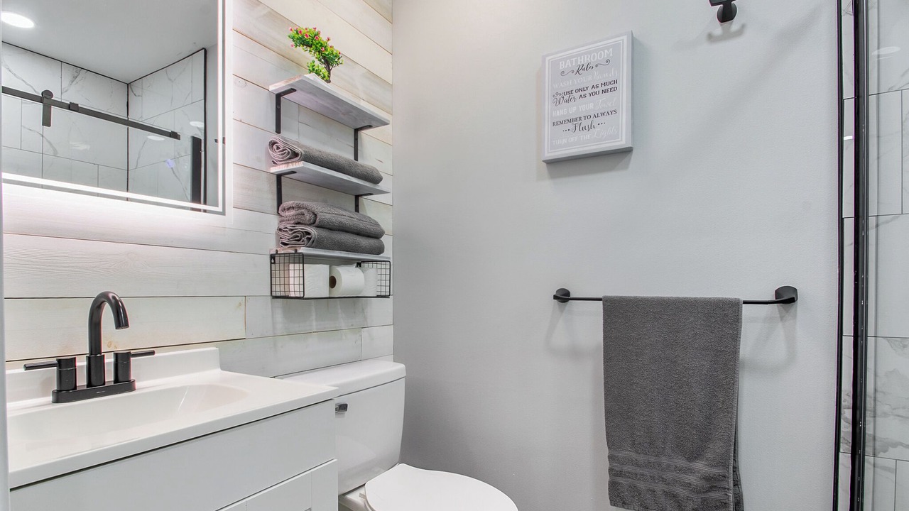 Photo of Bathroom in Russellville