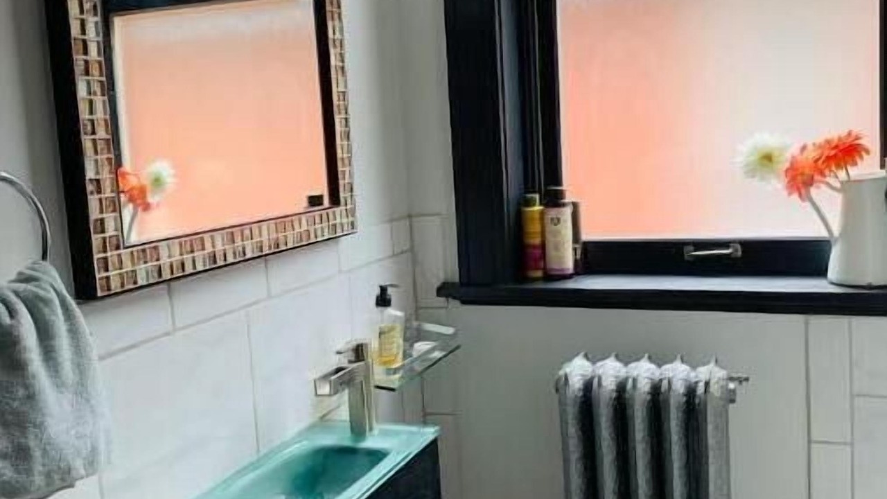 Photo of Bathroom in Shaw