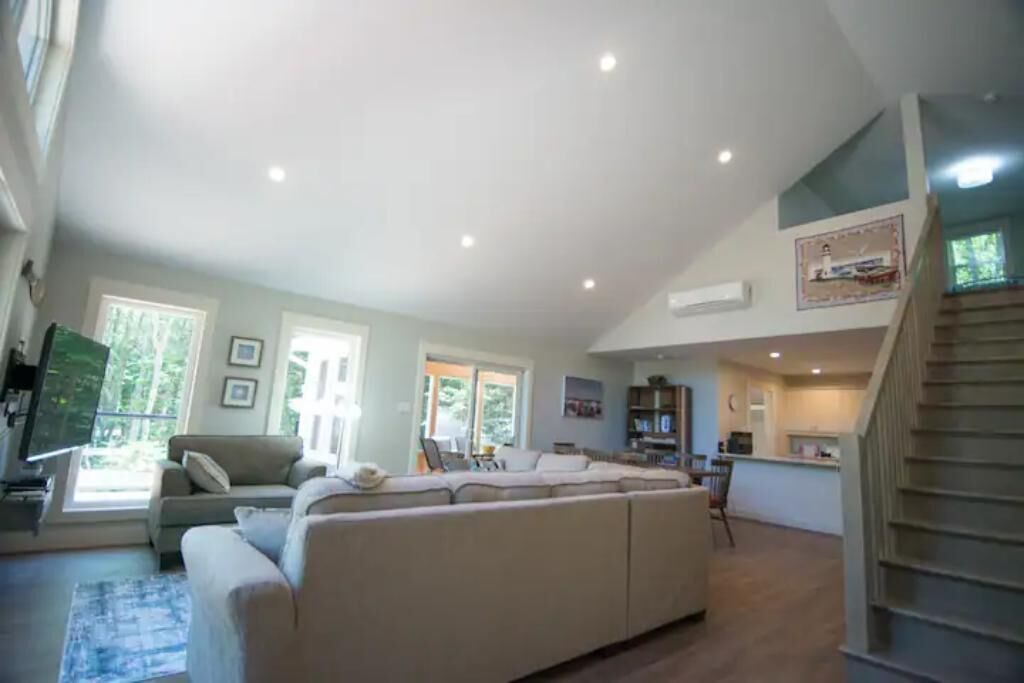 Photo of Livingroom in Park Corner