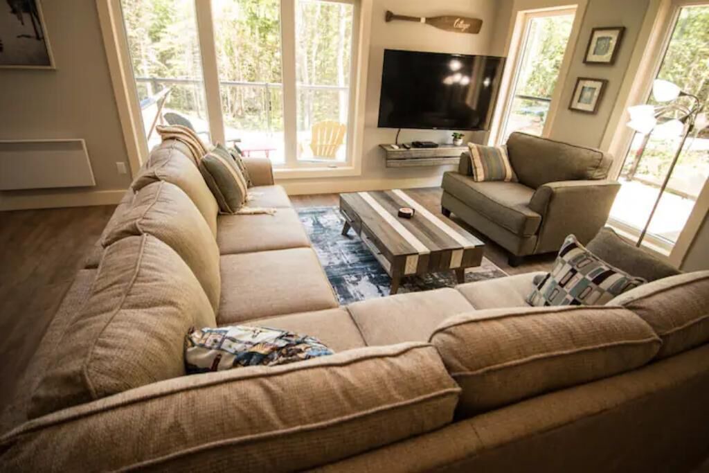 Photo of Livingroom in Park Corner