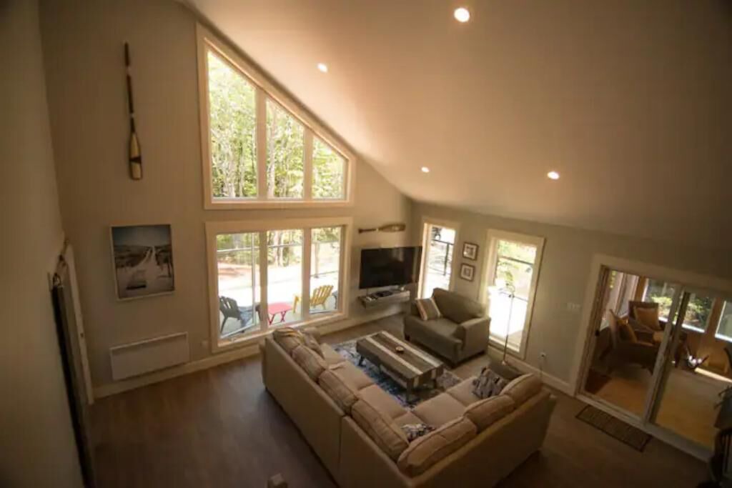 Photo of Livingroom in Park Corner