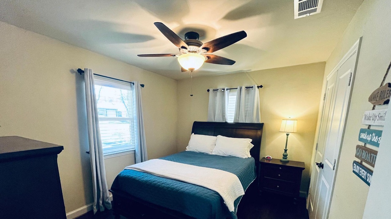 Photo of Bedroom in Enchanted Oaks