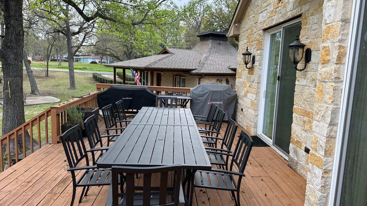 Photo of Outdoor in Enchanted Oaks