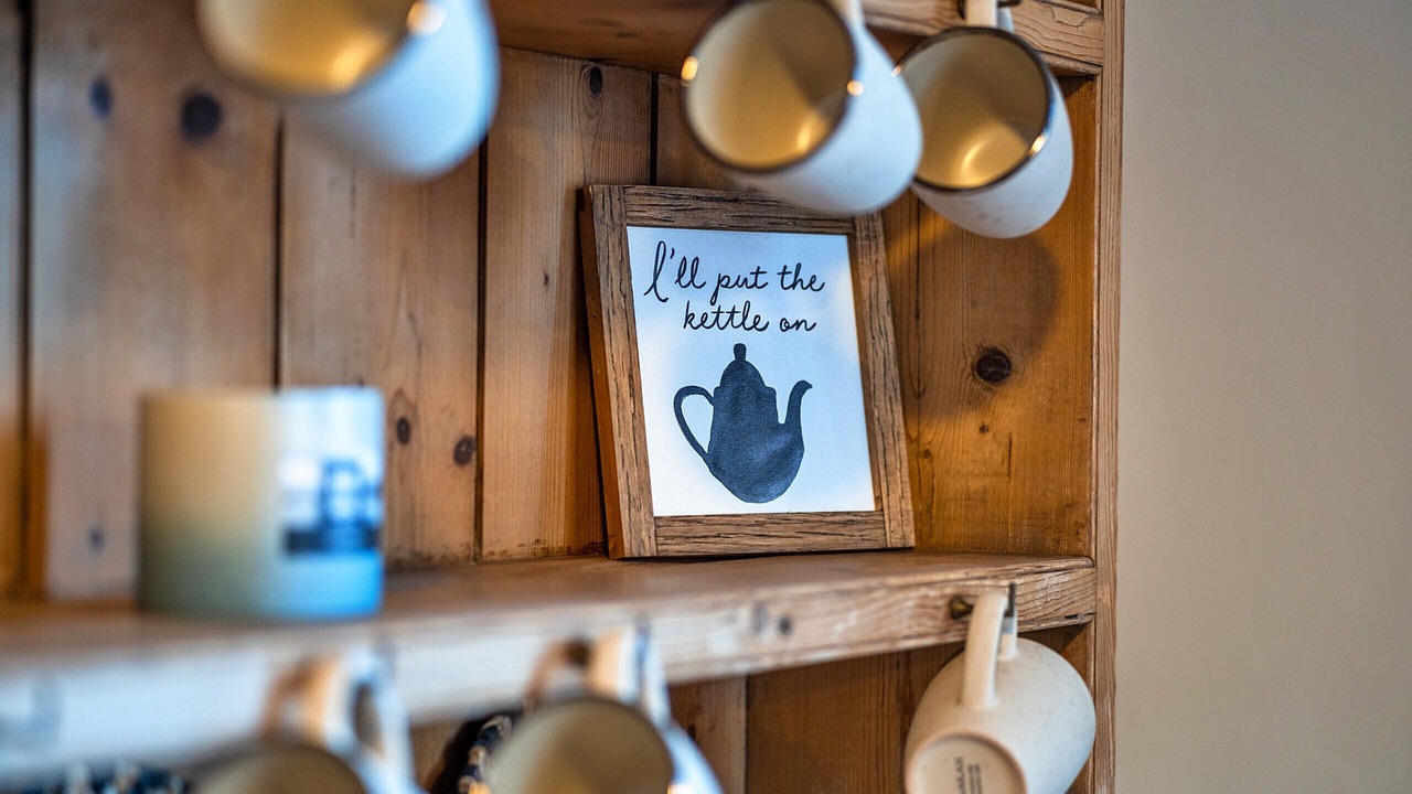 Photo of Others in Gweek