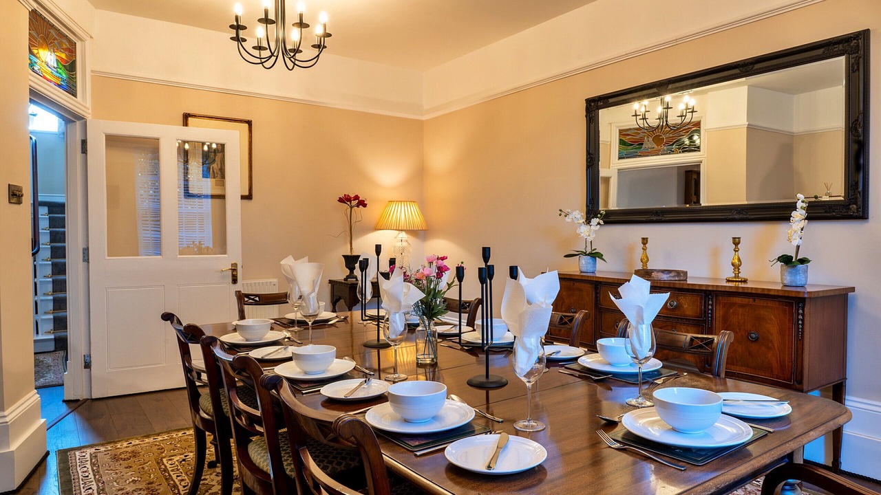 Photo of Others in Gweek