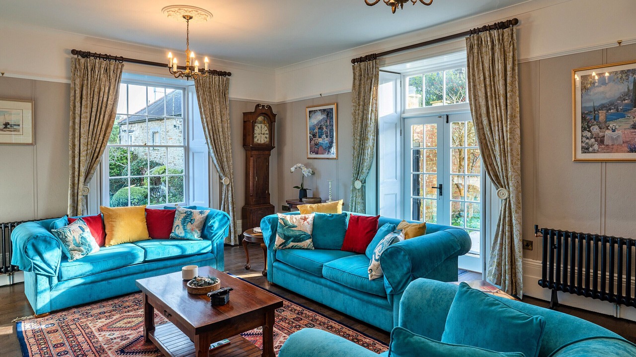 Photo of Livingroom in Gweek