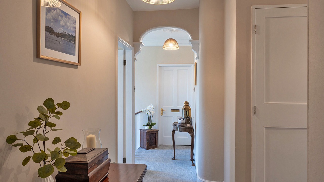 Photo of Others in Gweek